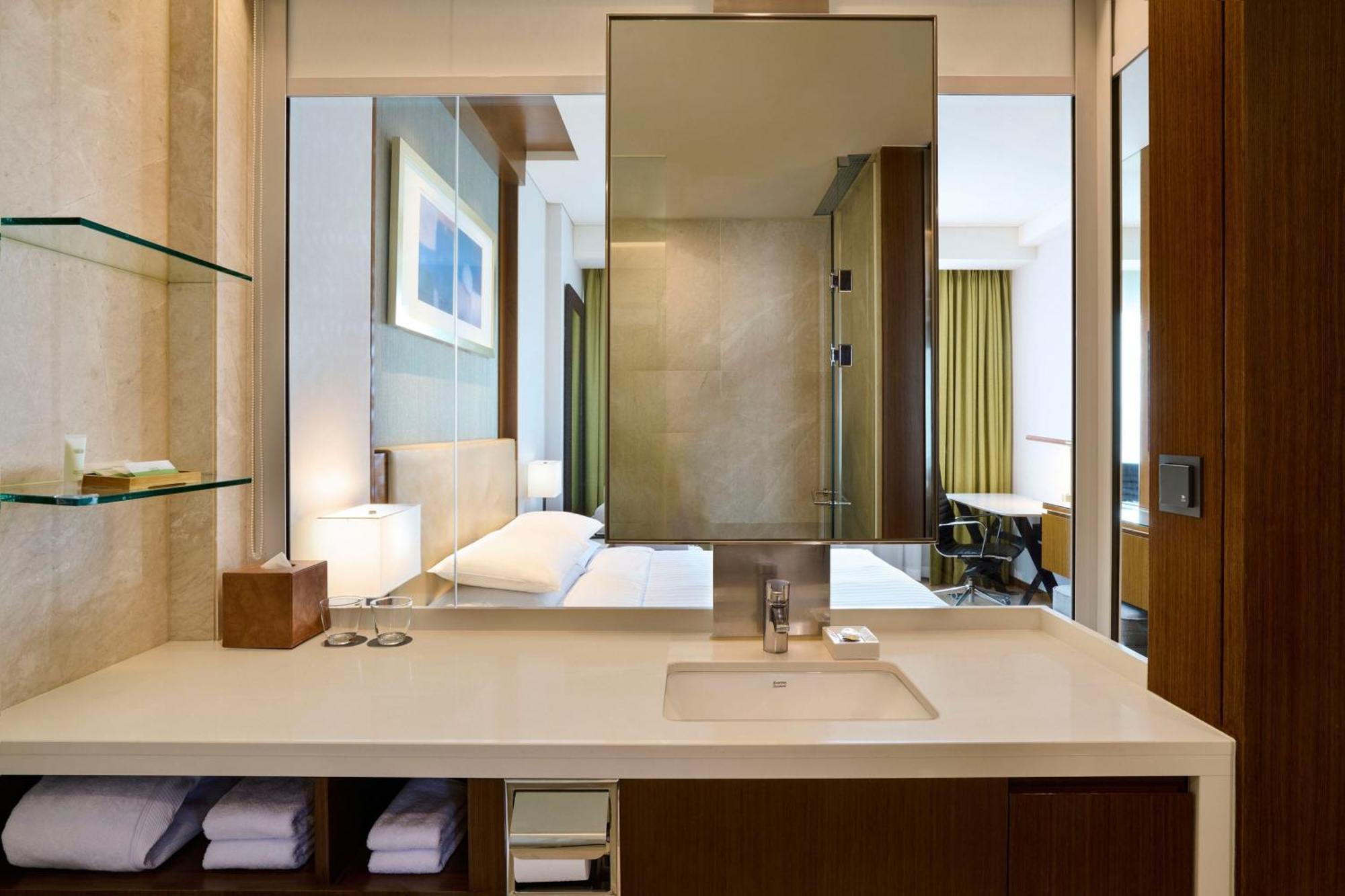 מלון Courtyard By Marriott Seoul Times Square מראה חיצוני תמונה