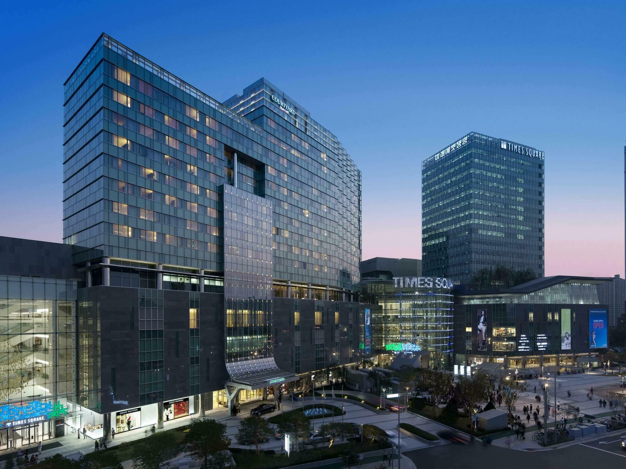 מלון Courtyard By Marriott Seoul Times Square מראה חיצוני תמונה